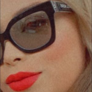 Meet your Posher, Kaycee